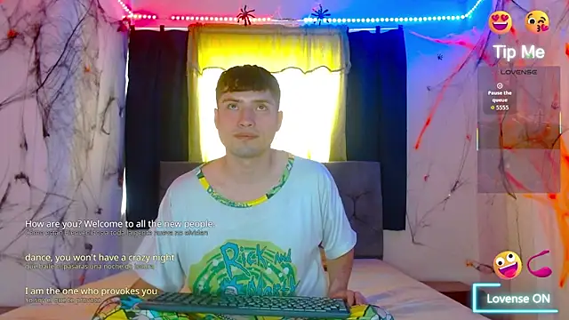 Snapshot of nolanjay_ chatting on 10/08/25, 08:28 nolanjay online show from 10/08/25, 08:28