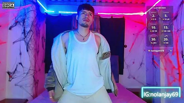 Snapshot of nolanjay_ chatting on 10/17/25, 04:26 nolanjay online show from 10/17/25, 04:26