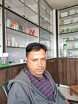 Snapshot of Raj1043 chatting on 11/23/25, 05:40 Raj1043 online show from 11/23/25, 05:40