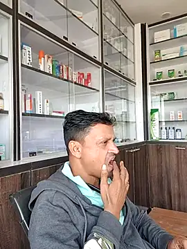 Snapshot of Raj1043 chatting on 11/26/25, 05:19 Raj1043 online show from 11/26/25, 05:19