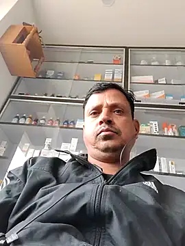 Snapshot of Raj1043 chatting on 12/01/25, 05:12 Raj1043 online show from 12/01/25, 05:12