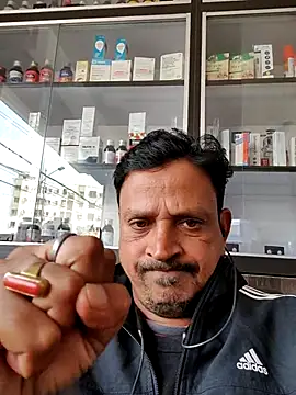 Snapshot of Raj1043 chatting on 12/14/25, 05:57 Raj1043 online show from 12/14/25, 05:57