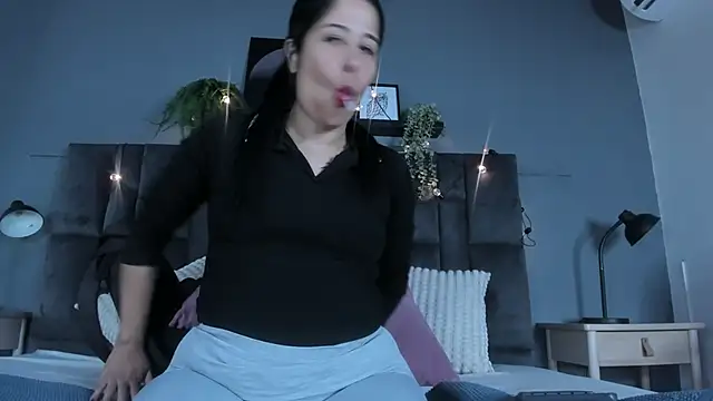 DulceAurora   online show from 05/29/26, 02:53