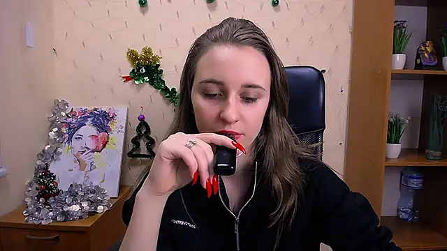 Snapshot of _Nicole_new chatting on 12/22/24, 03:11  Nicole new online show from 12/22/24, 03:11