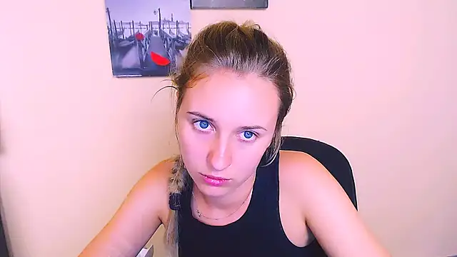  Nicole new online show from 07/28/26, 02:13