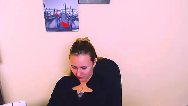  Nicole new online show from 07/29/26, 07:17