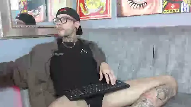 MurdockH online show from 09/22/25, 02:24