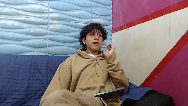 Felipe Browns online show from 01/06/25, 01:30
