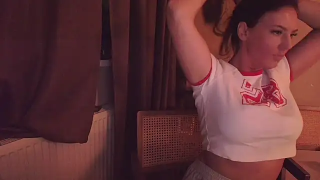 Nina24 online show from 10/27/25, 08:02