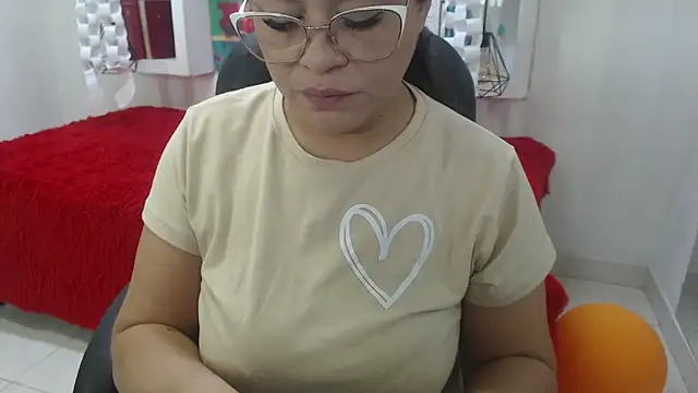 sexy lady 0 online show from 10/24/25, 11:50