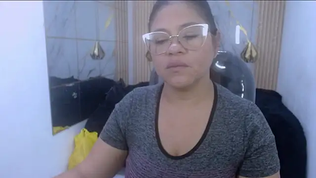 sexy lady 0 online show from 10/29/25, 12:29