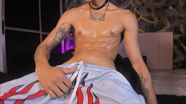 Snapshot of DemonKush-- chatting on 02/09/25, 12:17 DemonKush-- online show from 02/09/25, 12:17