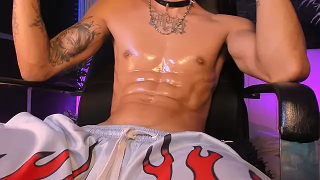 Snapshot of DemonKush-- chatting on 02/25/25, 12:45 DemonKush-- online show from 02/25/25, 12:45