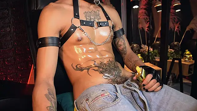 Snapshot of DemonKush-- chatting on 09/14/25, 12:04 DemonKush-- online show from 09/14/25, 12:04