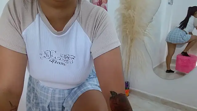 Mary Pompis online show from 12/23/24, 04:06
