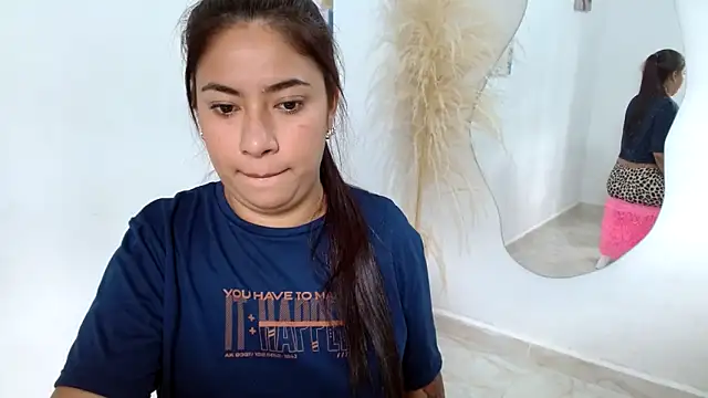 Mary Pompis online show from 01/04/25, 05:16