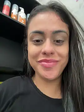Snapshot of amorinha99 chatting on 05/20/26, 01:06 amorinha99 online show from 05/20/26, 01:06