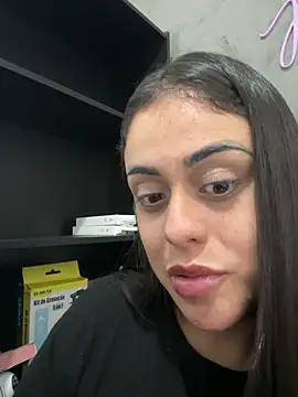 Snapshot of amorinha99 chatting on 05/28/26, 05:21 amorinha99 online show from 05/28/26, 05:21