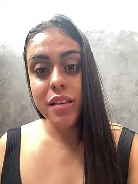 Snapshot of amorinha99 chatting on 06/12/26, 05:23 amorinha99 online show from 06/12/26, 05:23