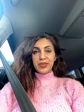 EmaSkyes online show from 10/17/25, 06:38