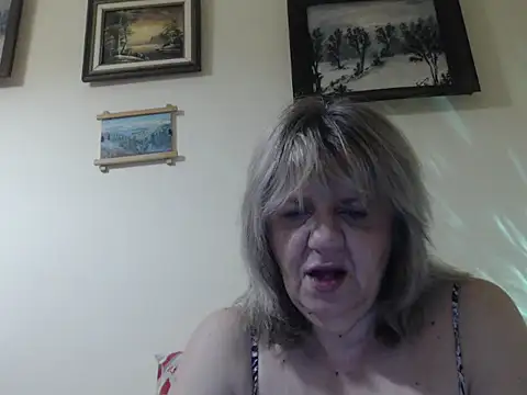 Snapshot of sweet_cats_bg chatting on 03/16/25, 05:17 sweet cats bg online show from 03/16/25, 05:17