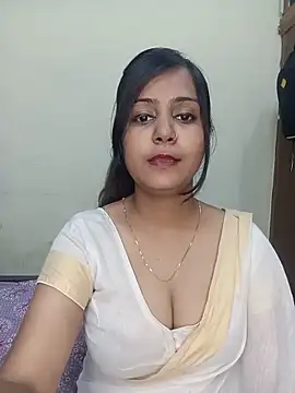 Miss-Riyasingh online show from 06/14/26, 05:26