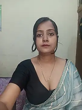 Miss-Riyasingh online show from 06/22/26, 05:21