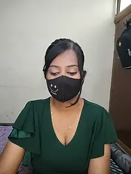 Miss-Riyasingh online show from 07/17/26, 04:30