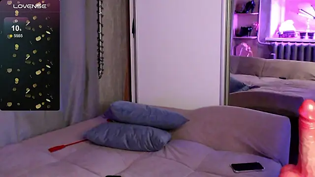 Carrie Moonshine online show from 02/26/25, 09:37