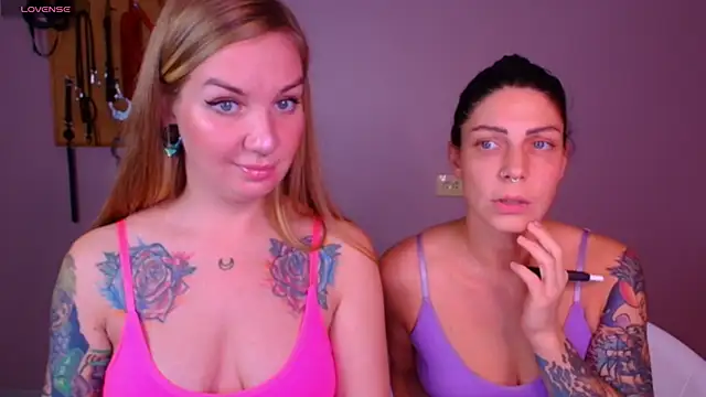 Snapshot of Carrie_Moonshine chatting on 10/09/25, 07:12 Carrie Moonshine online show from 10/09/25, 07:12