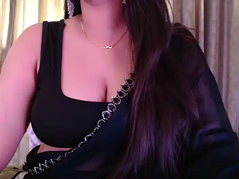 Sexy Myra18 online show from 05/18/26, 04:07
