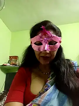 Snapshot of DesiMuffin chatting on 12/22/24, 07:44 DesiMuffin online show from 12/22/24, 07:44