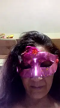 Snapshot of DesiMuffin chatting on 01/15/25, 07:26 DesiMuffin online show from 01/15/25, 07:26