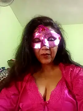 Snapshot of DesiMuffin chatting on 01/25/25, 06:13 DesiMuffin online show from 01/25/25, 06:13