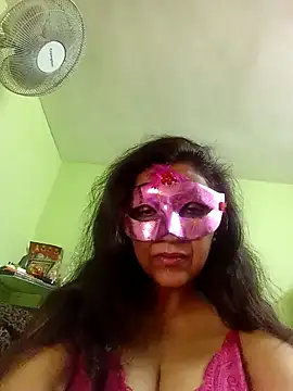 Snapshot of DesiMuffin chatting on 01/27/25, 02:31 DesiMuffin online show from 01/27/25, 02:31
