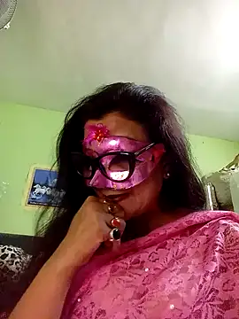 Snapshot of DesiMuffin chatting on 02/01/25, 10:26 DesiMuffin online show from 02/01/25, 10:26