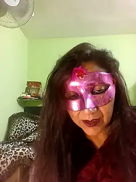 Snapshot of DesiMuffin chatting on 02/05/25, 06:35 DesiMuffin online show from 02/05/25, 06:35