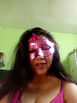 Snapshot of DesiMuffin chatting on 02/09/25, 10:11 DesiMuffin online show from 02/09/25, 10:11