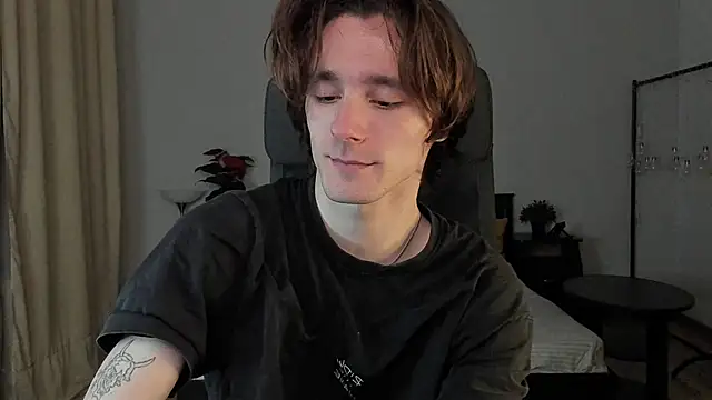 misterhult online show from 12/12/24, 06:25