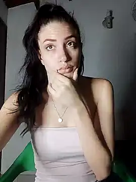 aurelialux online show from 12/05/24, 08:44