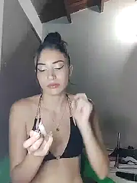 aurelialux online show from 12/13/24, 03:16