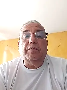 MATTHEW MRANDA online show from 05/23/26, 04:11