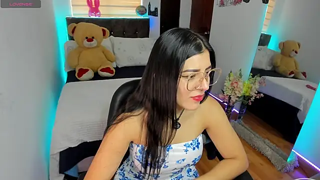 Luxxur69 online show from 05/09/26, 02:22