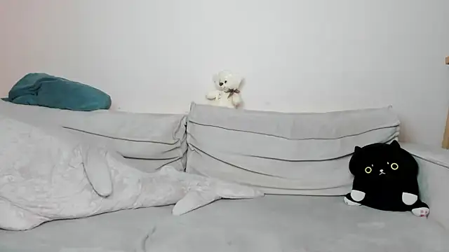 daeneryy online show from 12/12/24, 12:33