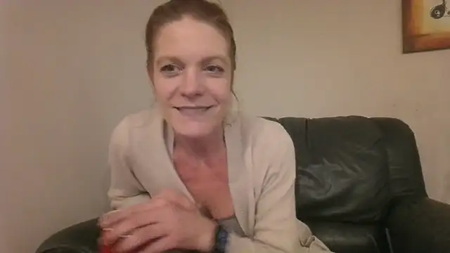 Snapshot of AddieAssets chatting on 09/22/25, 09:44 AddieAssets online show from 09/22/25, 09:44