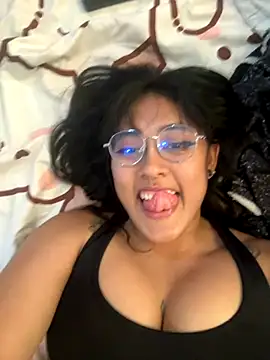 Snapshot of pawmistry chatting on 09/12/25, 07:47 pawmistry online show from 09/12/25, 07:47