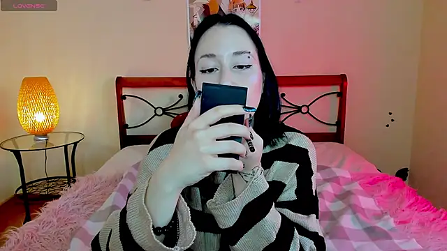 adell berry online show from 09/20/25, 02:12