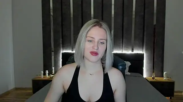Snapshot of _Sarah_Soul_ chatting on 01/02/25, 12:55 Sarah Soul online show from 01/02/25, 12:55