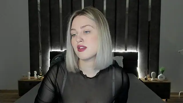 Snapshot of _Sarah_Soul_ chatting on 01/19/25, 12:49 Sarah Soul online show from 01/19/25, 12:49