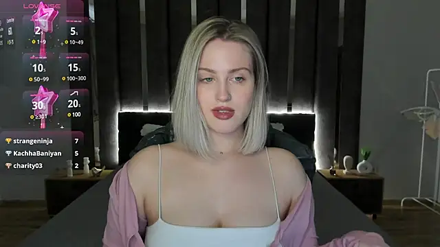 Snapshot of _Sarah_Soul_ chatting on 01/23/25, 03:58 Sarah Soul online show from 01/23/25, 03:58